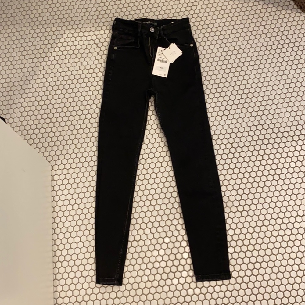 Zara black jeans size 36 (US 4)